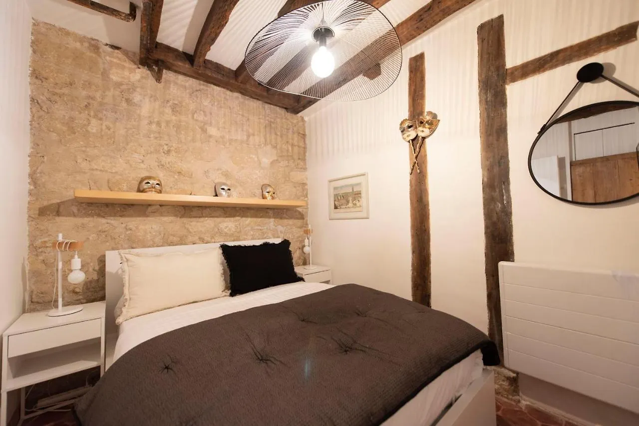 Apartamento Pierre A Feu París